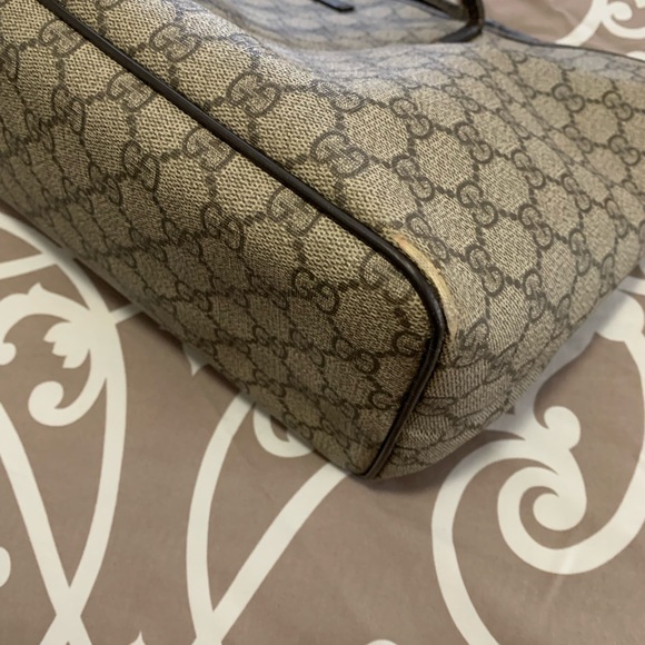 Authentic Gucci bag with optional shoulder strap - Picture 16 of 17